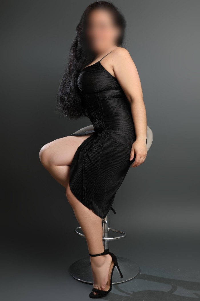 CURVY LATINA! SOLO SALIDAS POR TODA MADRID 24 HRS