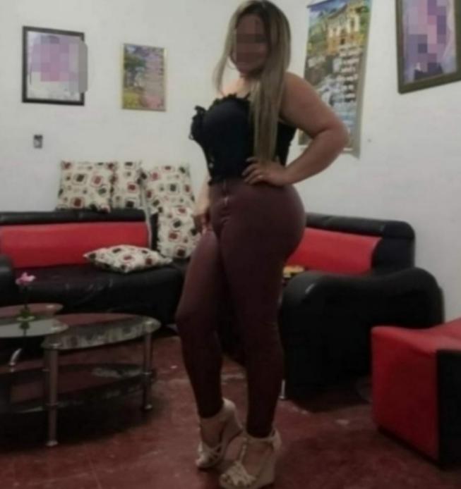 Diosa del placer quieres fiesta soy FIESTERA