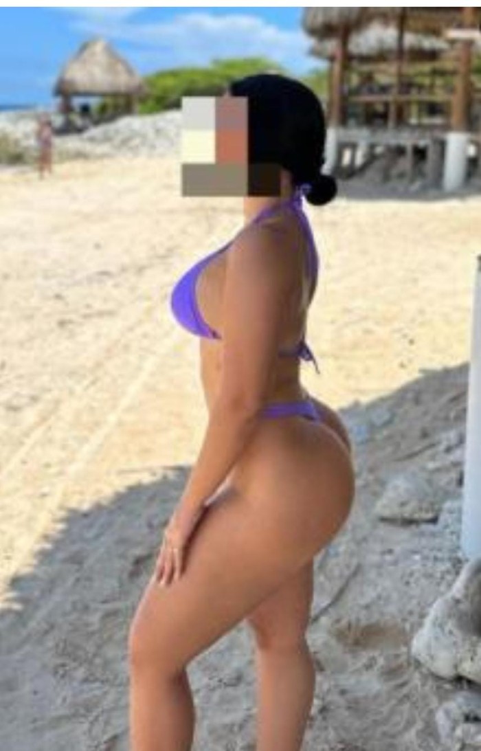 JOVENCITA CULONA MUY CALIENTE