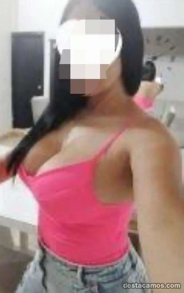 HERMOSA LATINA EN VILALBA