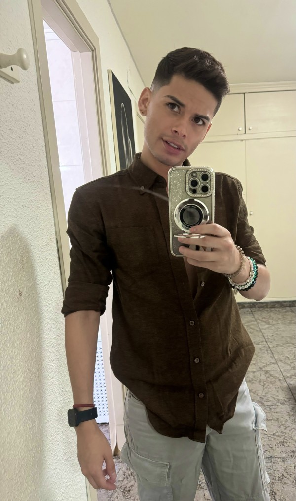 JOVENCITO TWINK VENEZOLANO ATRACTIVO SEXY FIESTERO