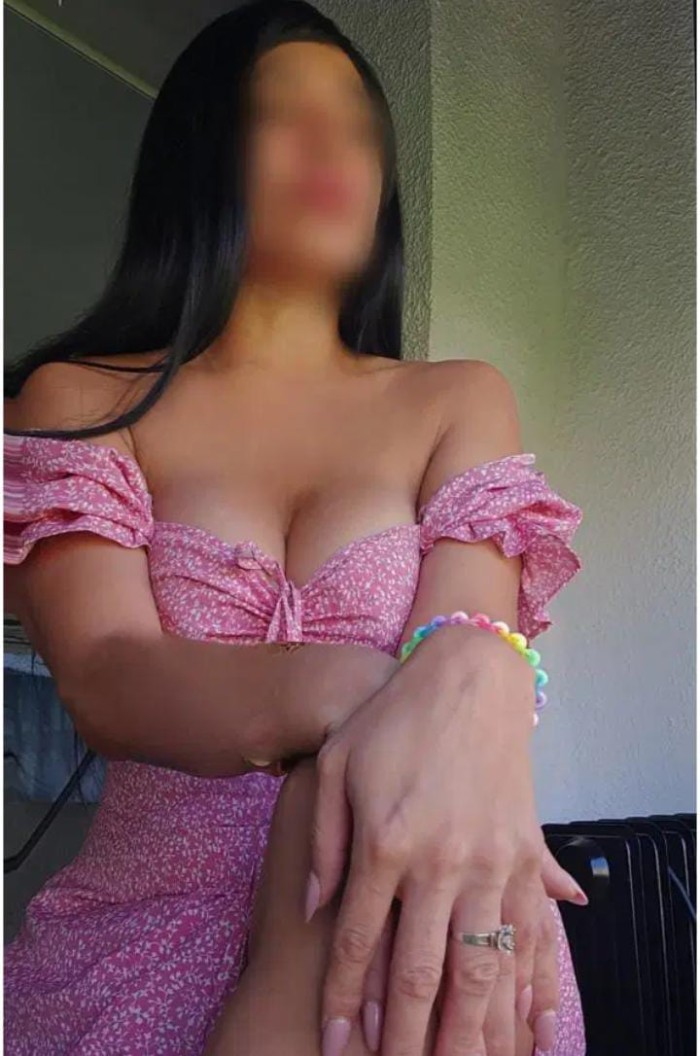 Cielo, 28 años, Venezolana en Maó – Pasión y Sensualidad en su Máxima Expresión