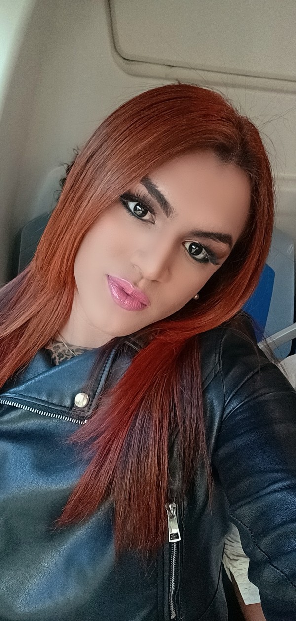 Chica tráns real de 24 en carabachel bajo