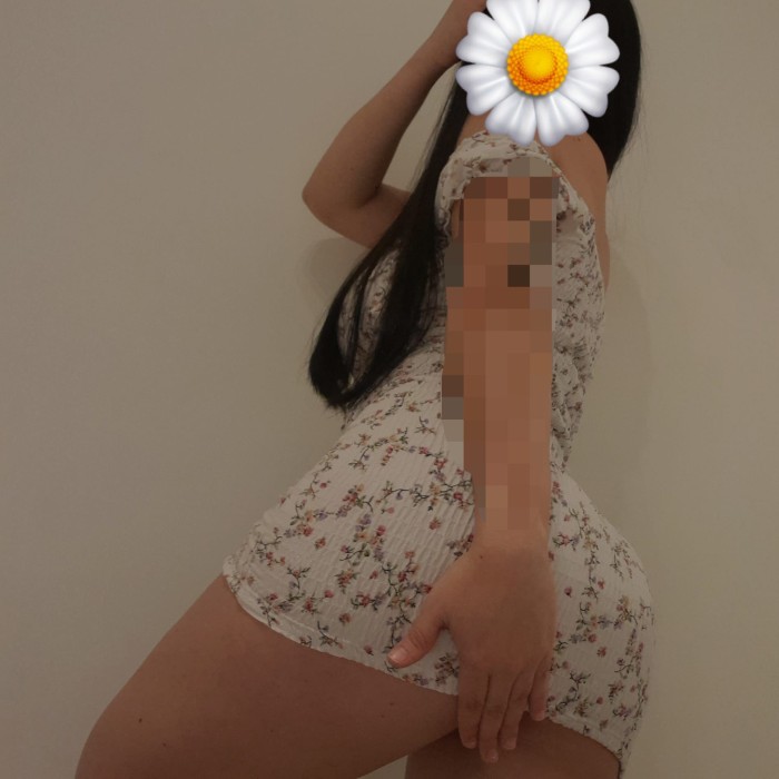 Teen colombiana muy curiosa en el sexo – Getafe