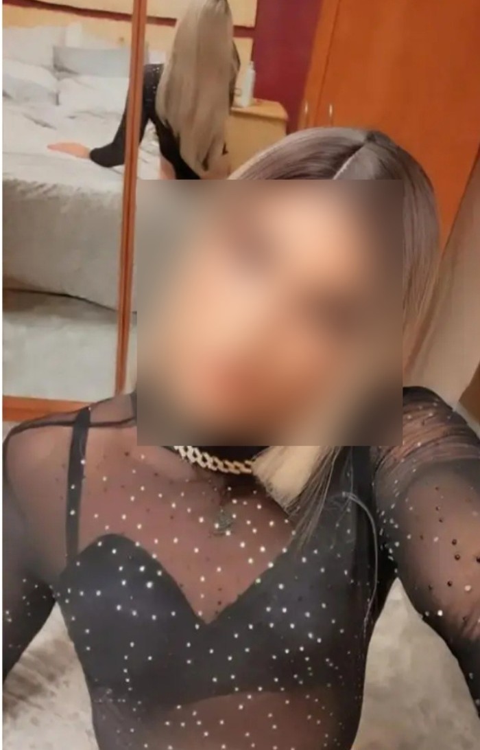 Novedad Rubia travesti 24Hs Disponible Nueva en villarrobledo