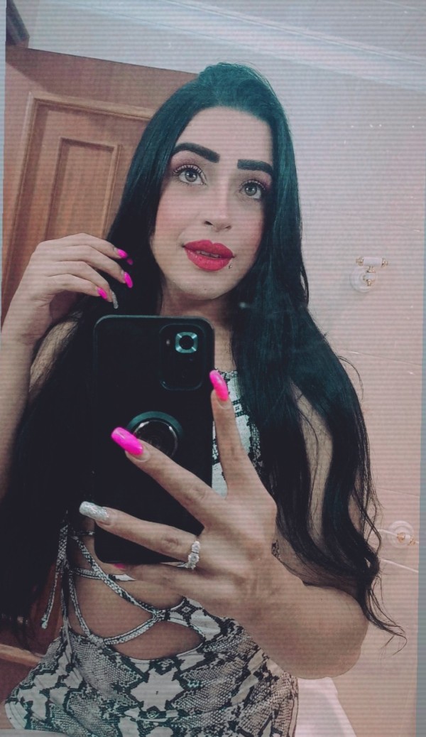 Hola soy una chica trans colombiana recién llegada