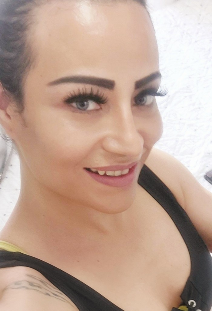 ADRIANA TRANS TRAVESTI DISPONIBLE AHORA MISMO CASTELLÓN