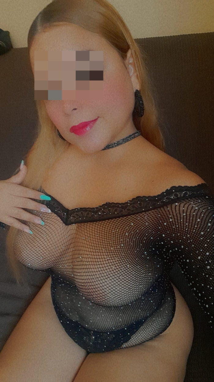 JOVENCITA COLOMBIANA VEN Y HACEMOS TRAVESURAS