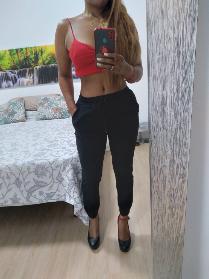 LATINA SENSUAL Y ATREVIDA DISPONIBLE EN BILBAO