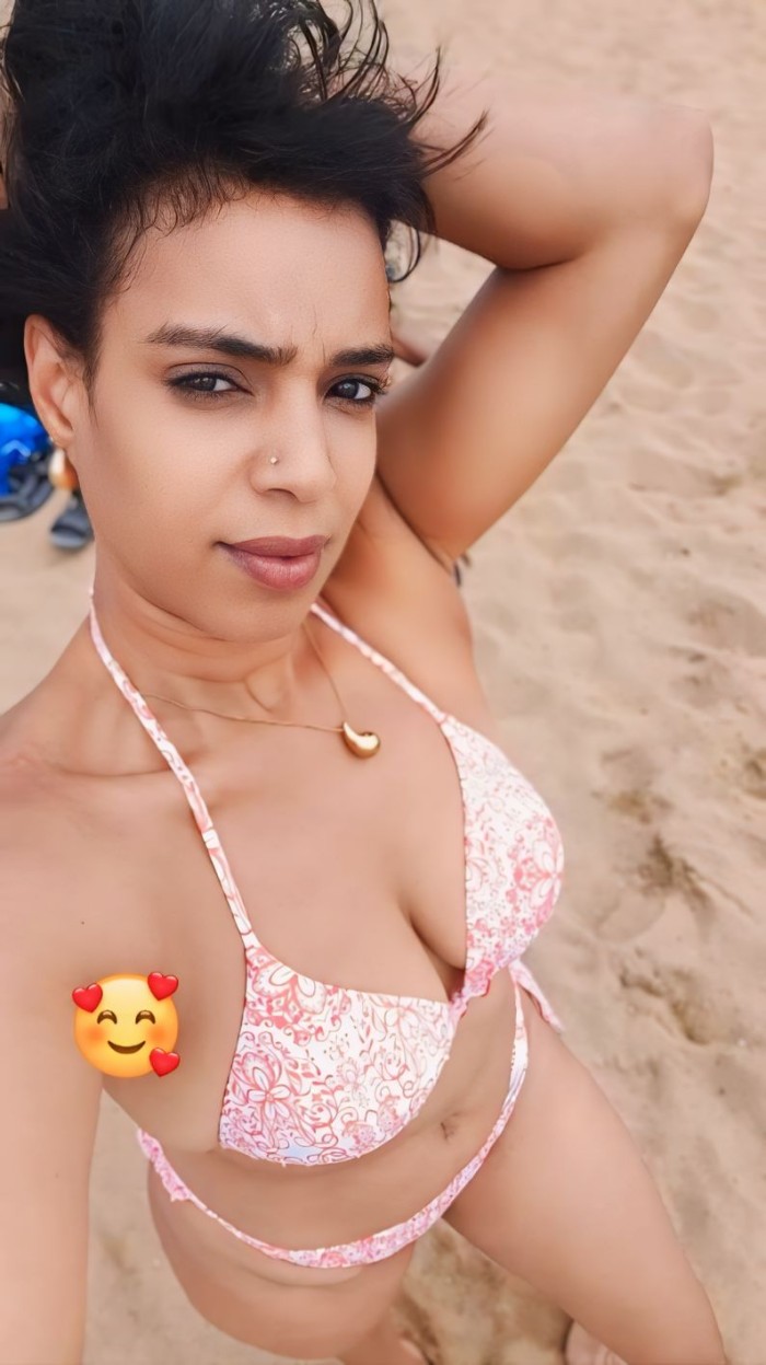 Dominicana cachonda muy divertida