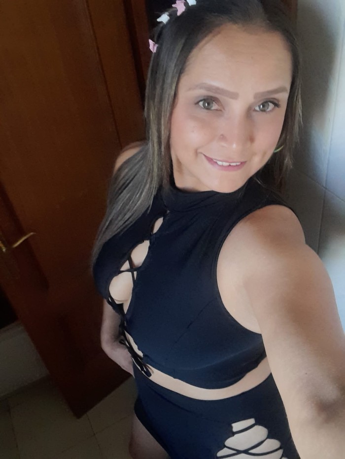 RUBIAZA CAÑERA TRAGONA SUPER PUTAZA