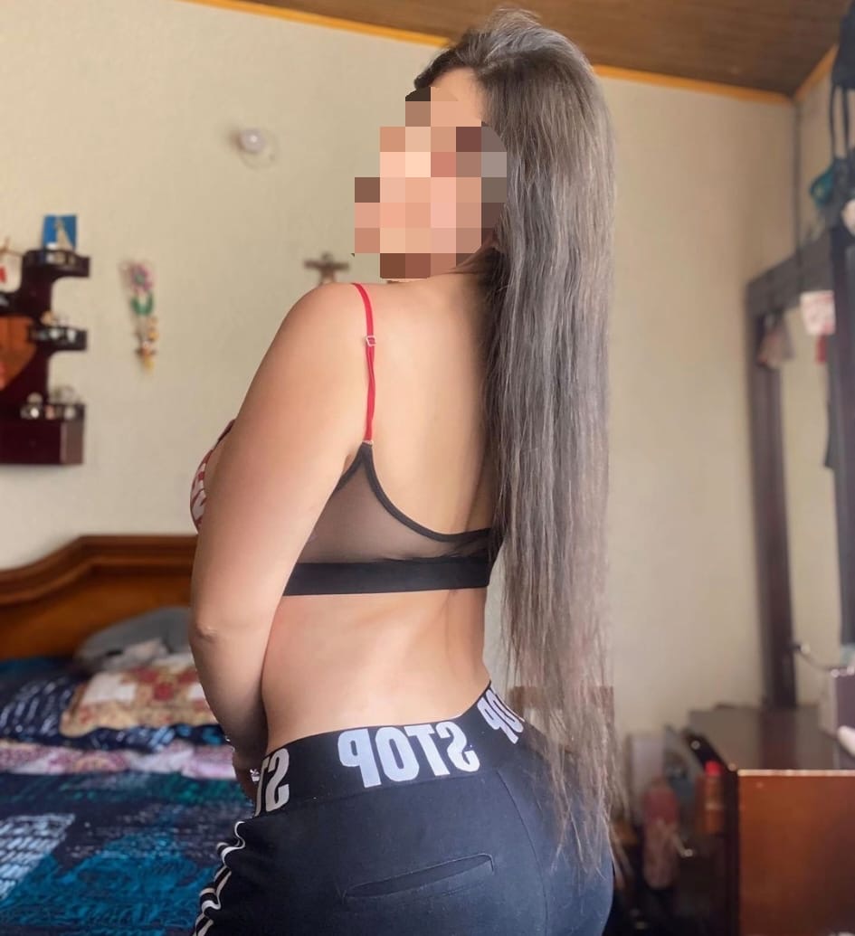 chica descomplicaday muy cariñosa y amable