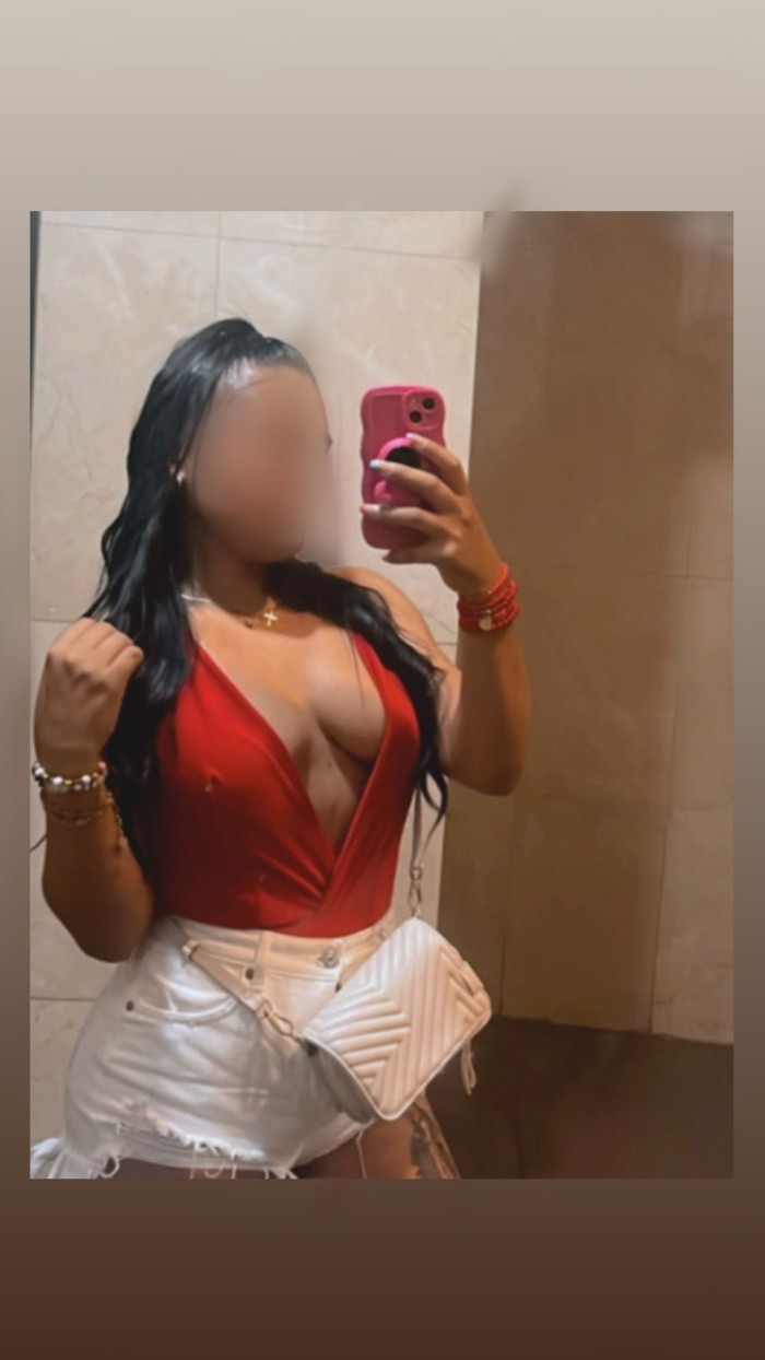 COLOMBIANA ARDIENTE ATREVIDA CON TODO PISO RETIRO