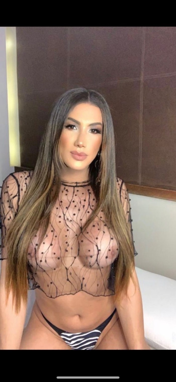 EN CORDOBA CHICA TRANS JUGUETONA IMPLICADA COMPLACIENTE