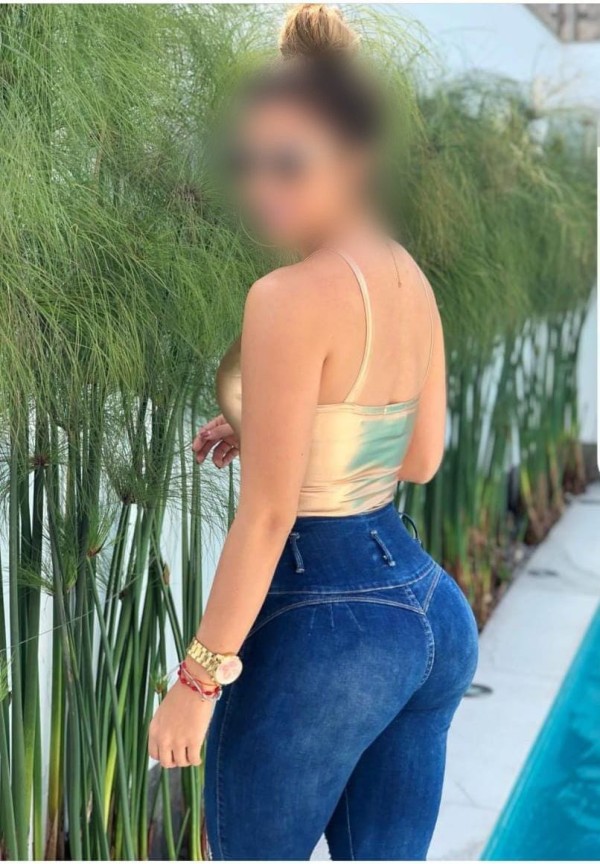 SOY TATIANA, TU SEDUCTORA COLOMBIANA LISTA PARA TI