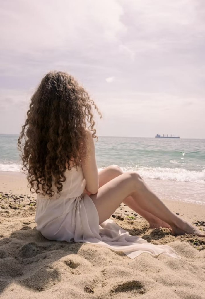 FASCINANTE VENEZOLANA DE PELO RIZADO,NOVEDAD BARAKALDO