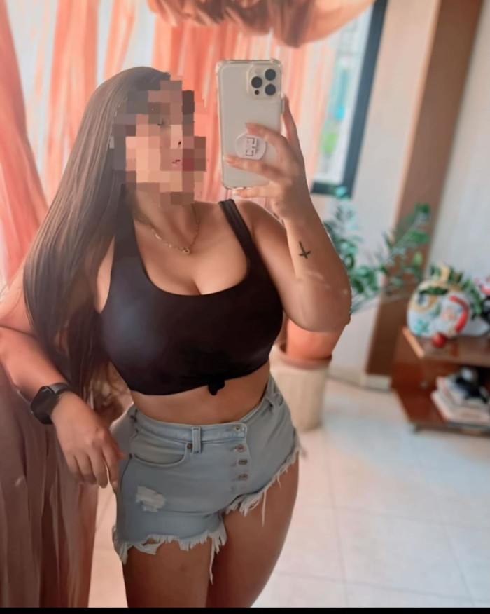 Niña linda jovencita Perla