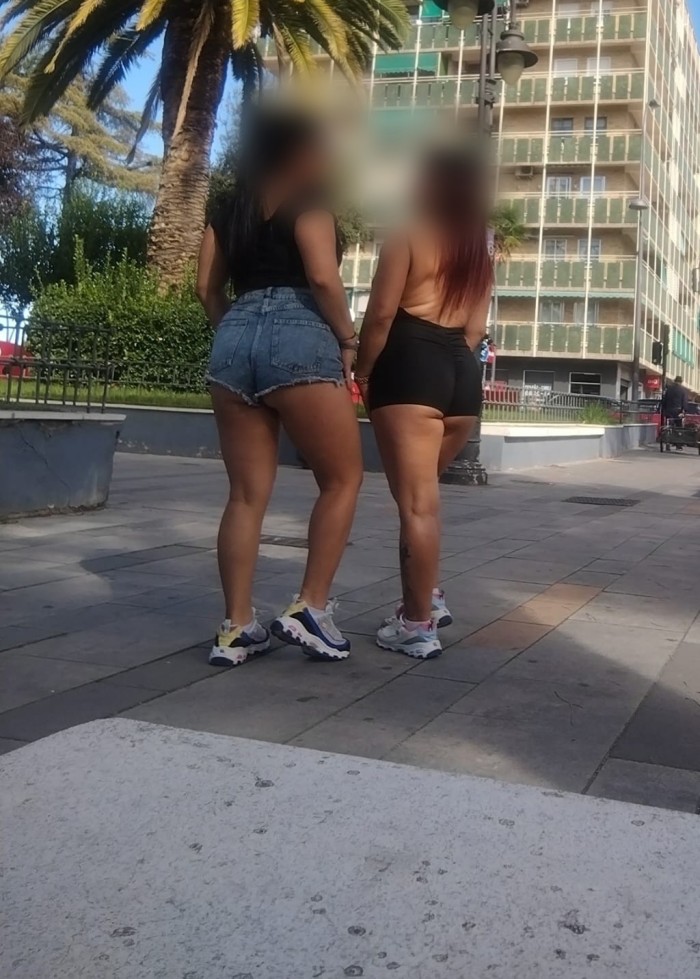 HOY MADRE Y HIJA JUNTAS MASAJES 4 MANOS O DOMICILI