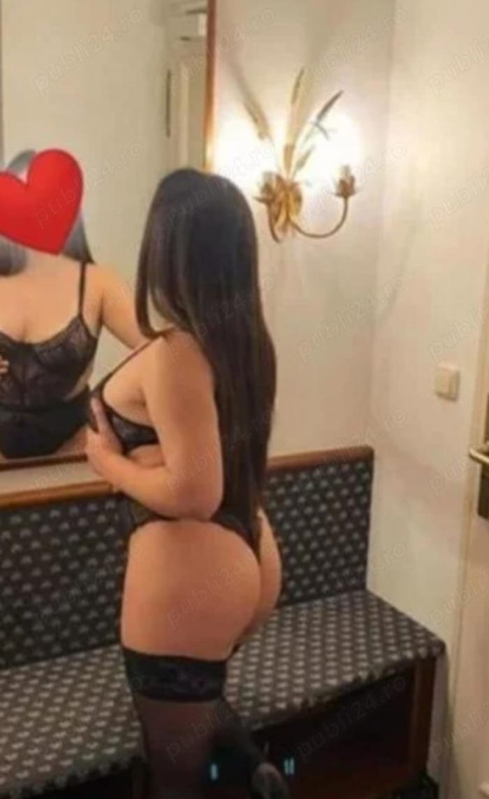 VANESA INCREIBLE MORENAZA CON UNA AMIGUITA RUBIAZA, LESBIANAS, TRIOS