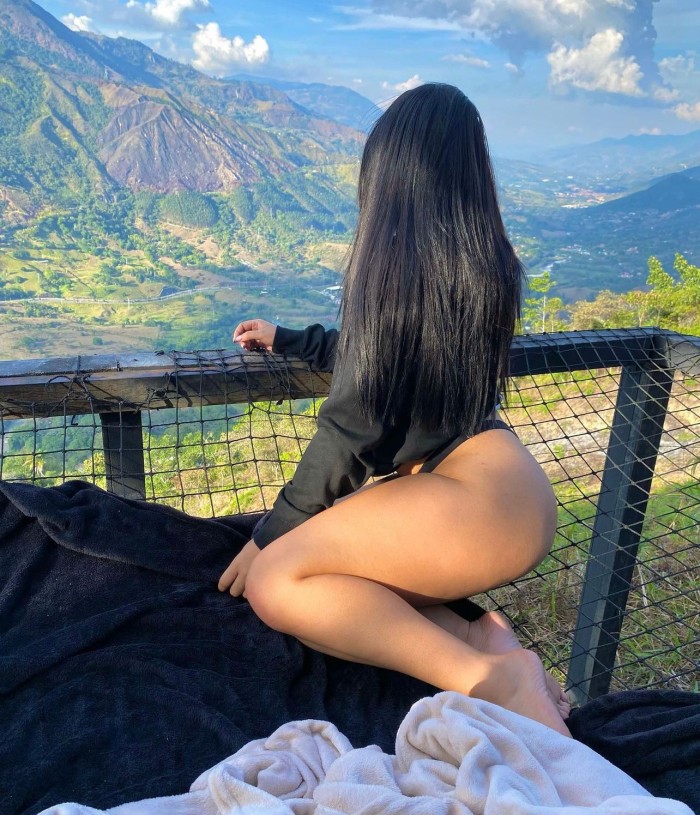 PRECIOSA JOVENCITA VENEZOLANA EN SAN SEBASTIÁN