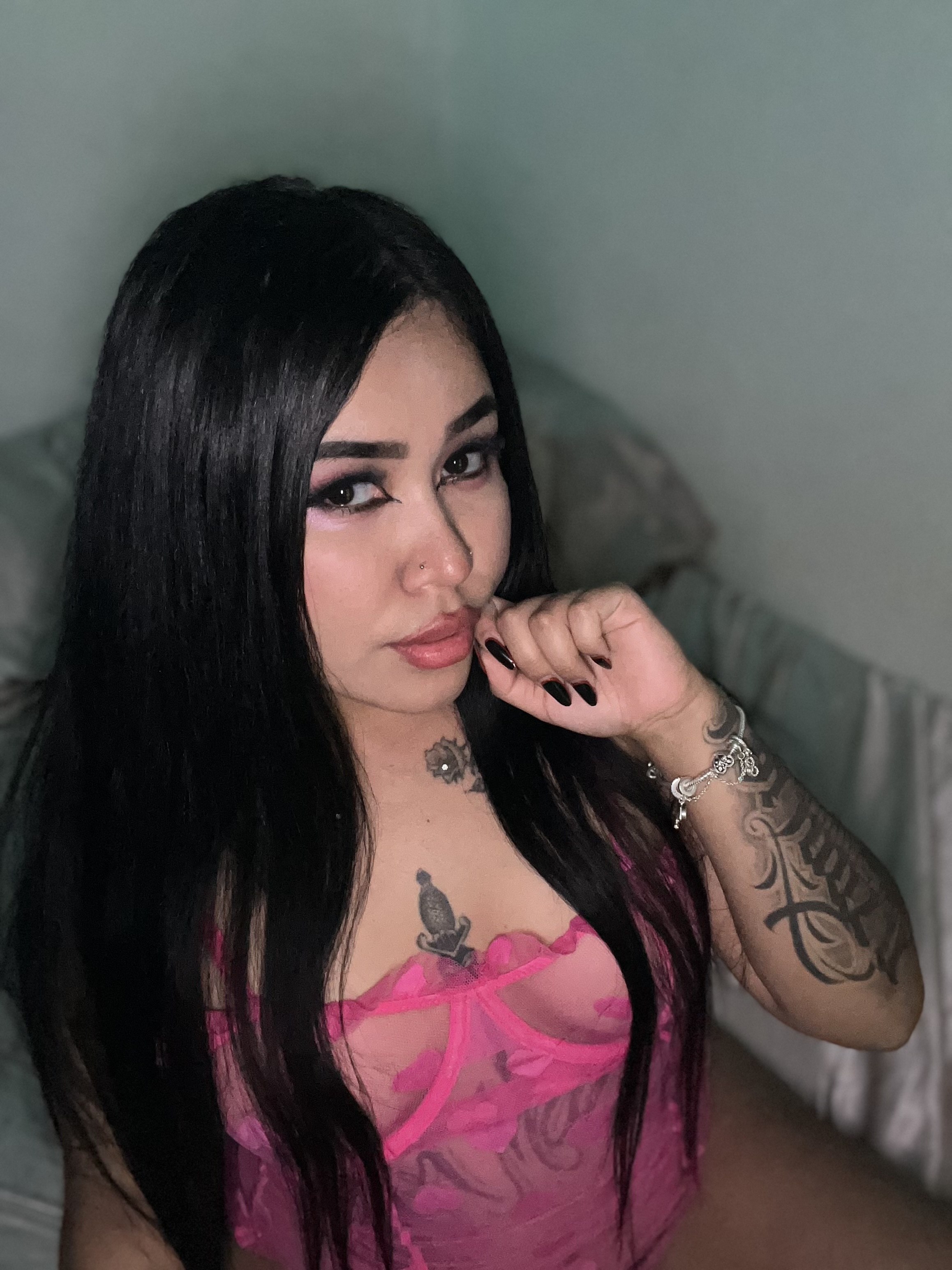 Hermosa jovencita lista para estrenar en Alicante