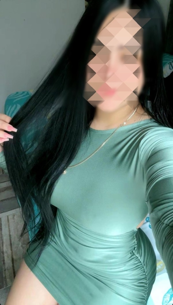 DEBORADORA POLLA CHUPADERA AL TOPE COÑO CACHONDO EXÓTICA CURVAS NOVEDAD