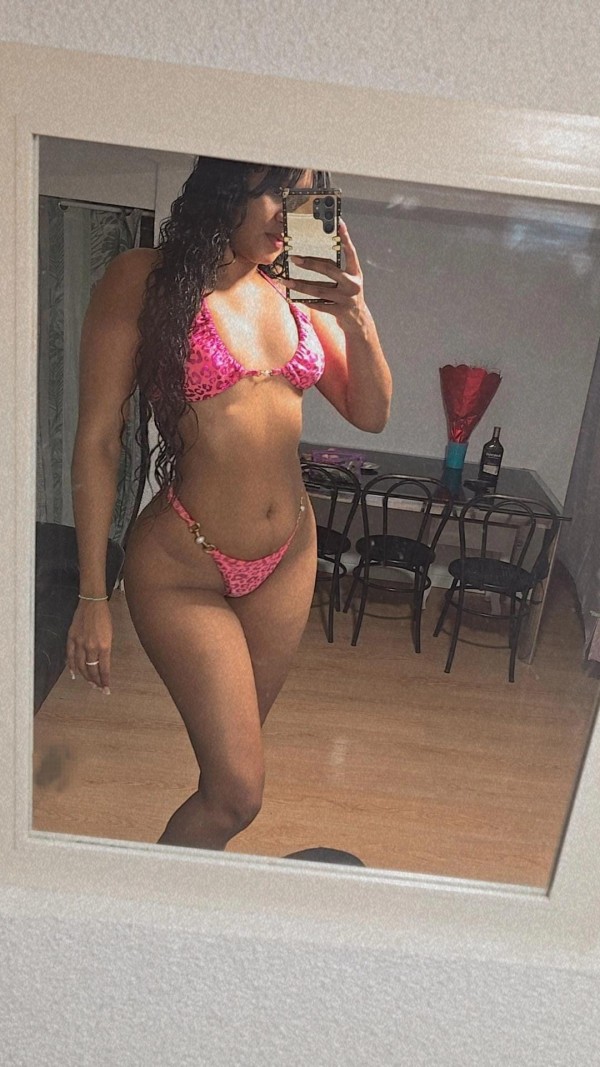 CHARLOTTE MAMASITA RICA JOVENCITA 23 AÑOS BOMBÓN NATURAL