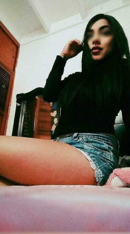 COLOMBIANA SEXI Y TIERNA