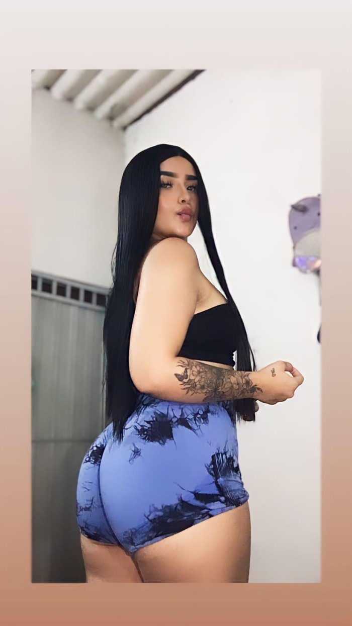 Colombiana culona candente