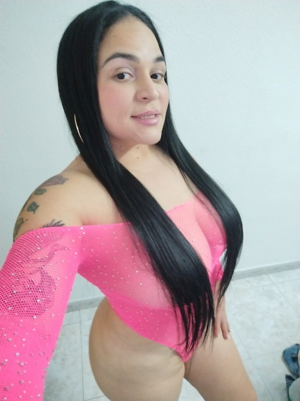 Ardiente colombiana Chica Bomba