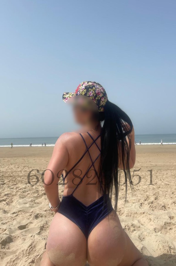 UNA MUJER DIVINA, EXQUISITA Y EXOTICA EN TRIANA