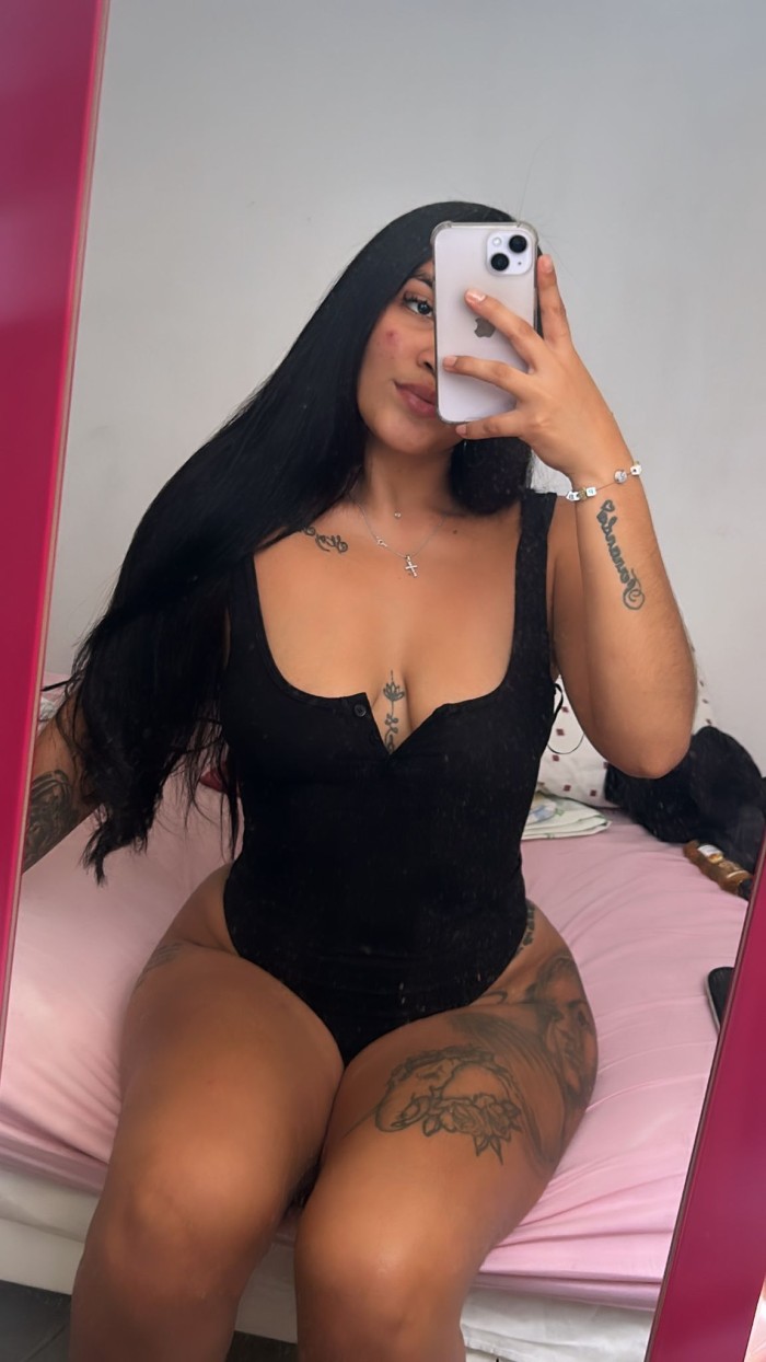 BELLA SENSUAL ESCORT LATINA FIESTERA