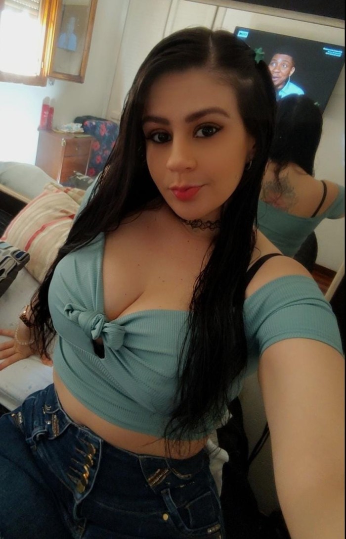 EN ZAIDIN ENCANTADORA  SENSUAL Y COMPLACIENTE