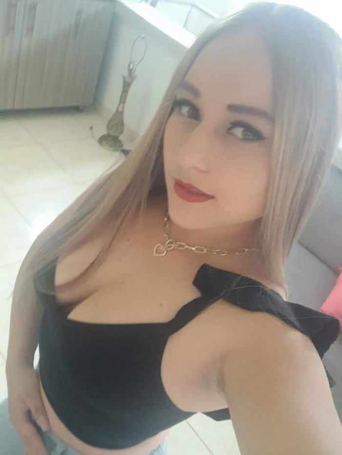 SARITA NOVEDAD JOVEN ARDIENTE APASIONADA SENSUAL