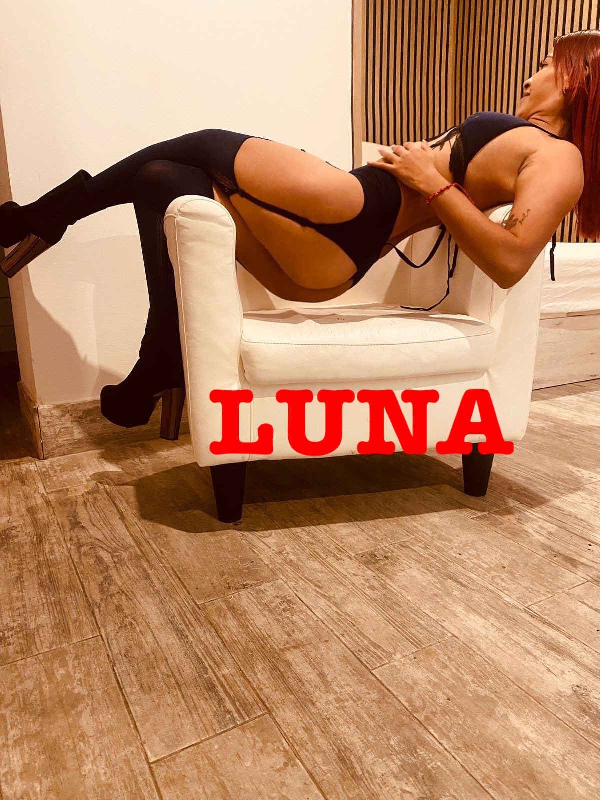 Luna fiestera y canchonda