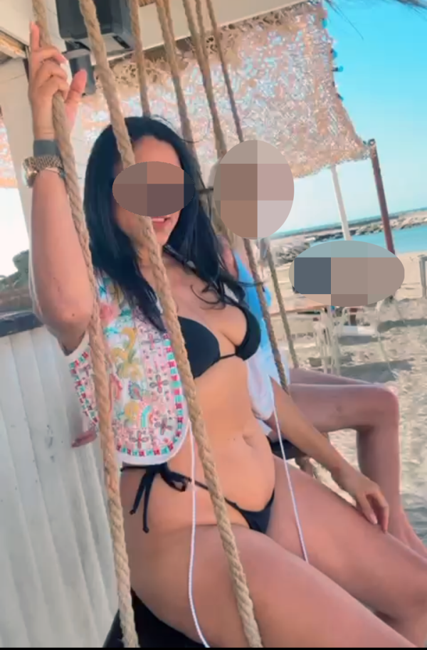 Latina Independiente atiendo Parejas 611260488