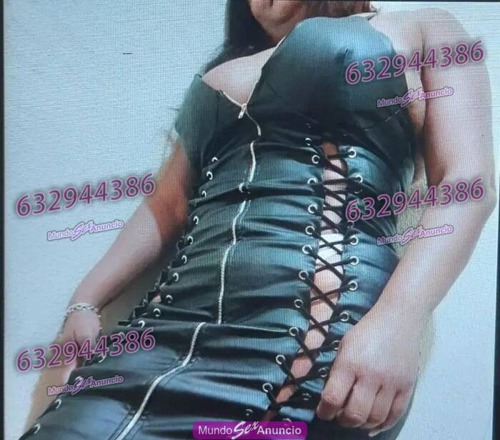 SOY TU AMA LA REINA DEL BDSM y FISTIING EN GIRONA