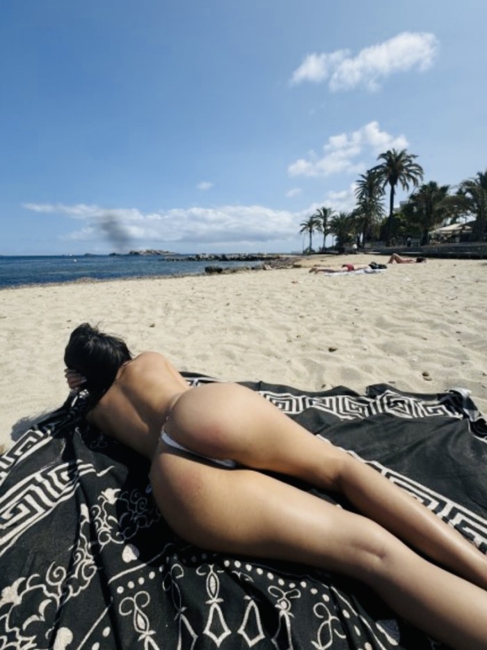 4 amigas de vacaciones en Elche