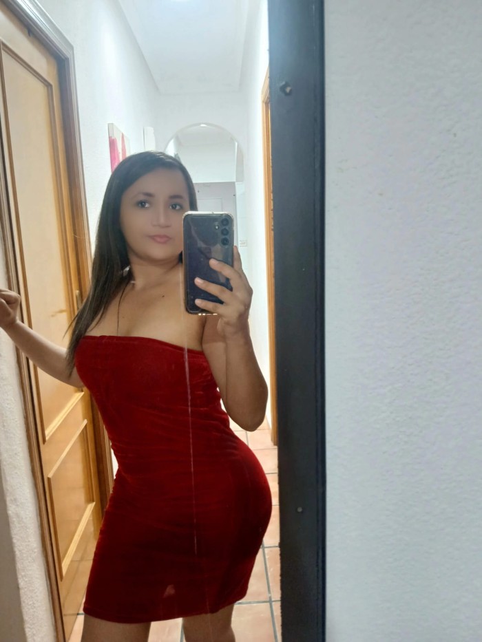 HERMOSA COLOMBIANA CALIENTE (VIA JULIA)