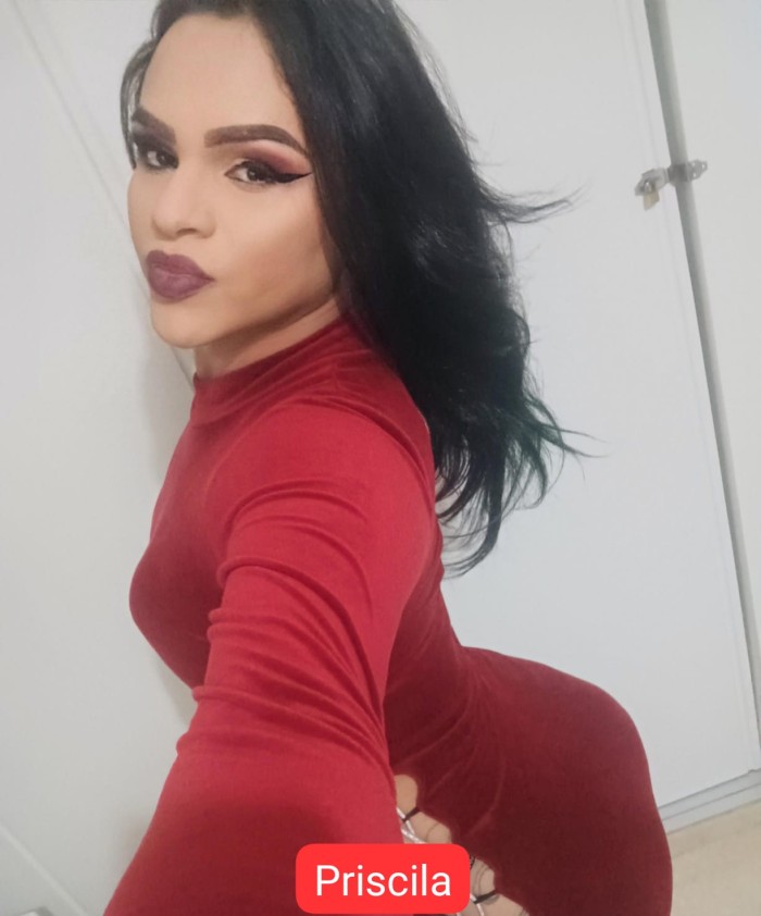 ME GUSTAN LOS BESOS CON LENGUA Y QUE ME COMAS TODO