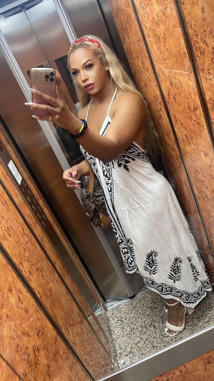 RUBIA CAÑON PECHOTES DE LOCURA