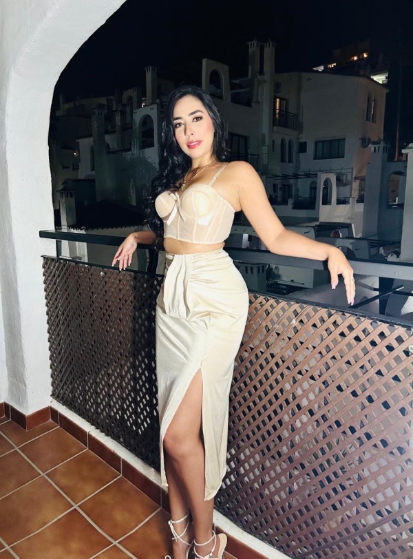 CAMILLA Colombiana de 23 Años Lista para Seducirte