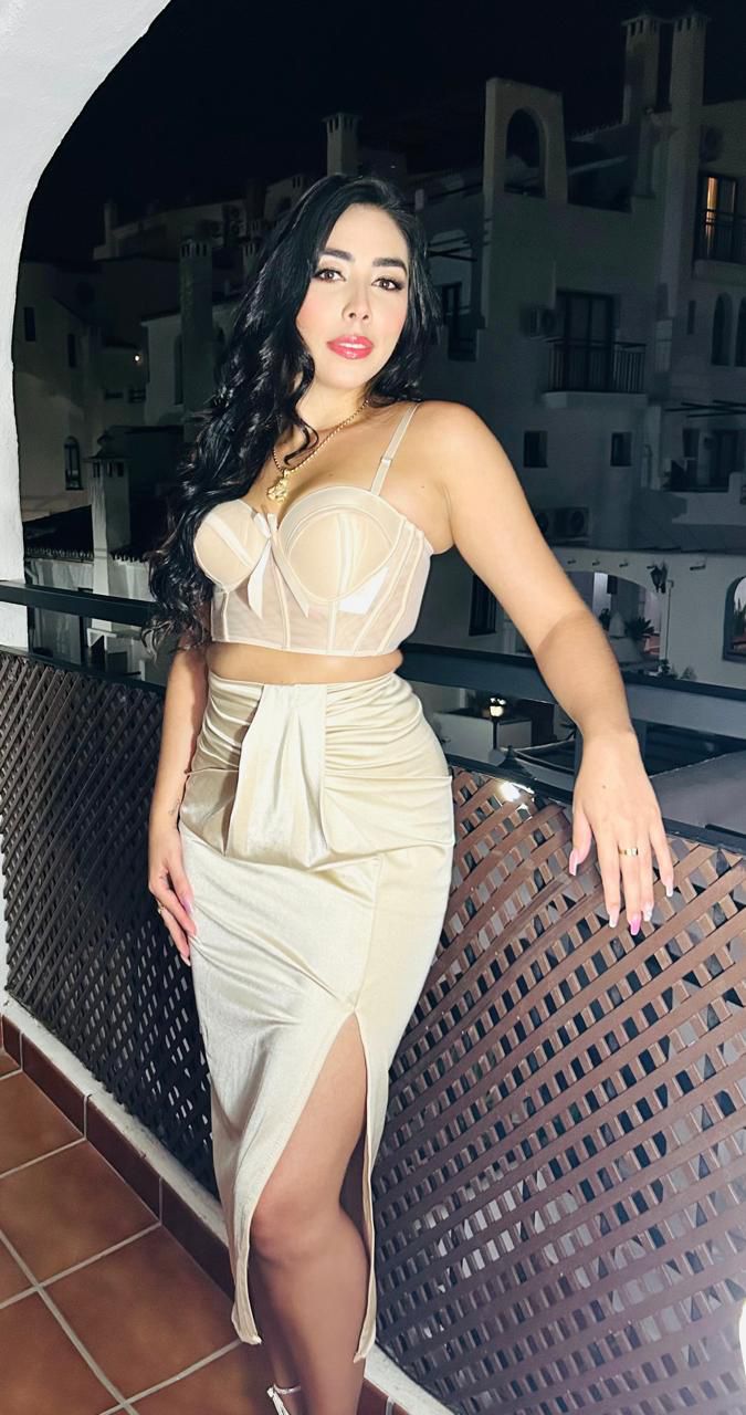 CAMILLA Colombiana de 23 Años Lista para Seducirte