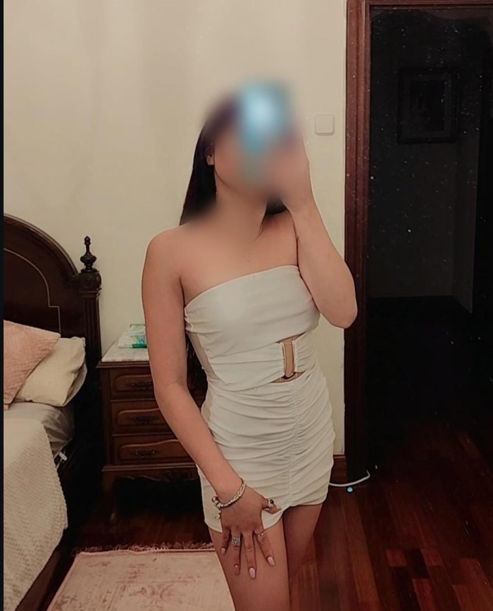 Linda, guarrilla,fiestera,trato de novios.SOLO SAL