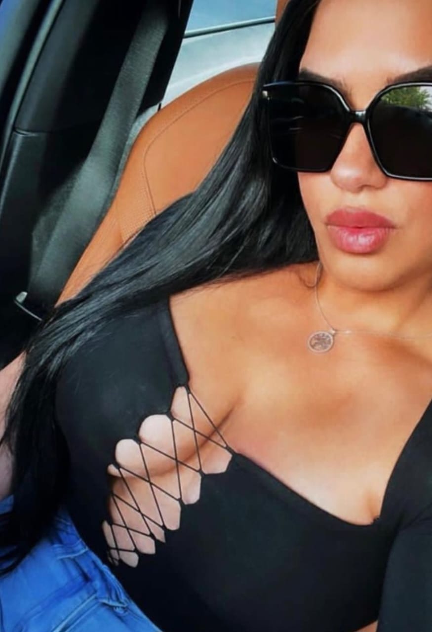 Sara Morena Sexi y Encantadora Nueva En Tu Ciudad