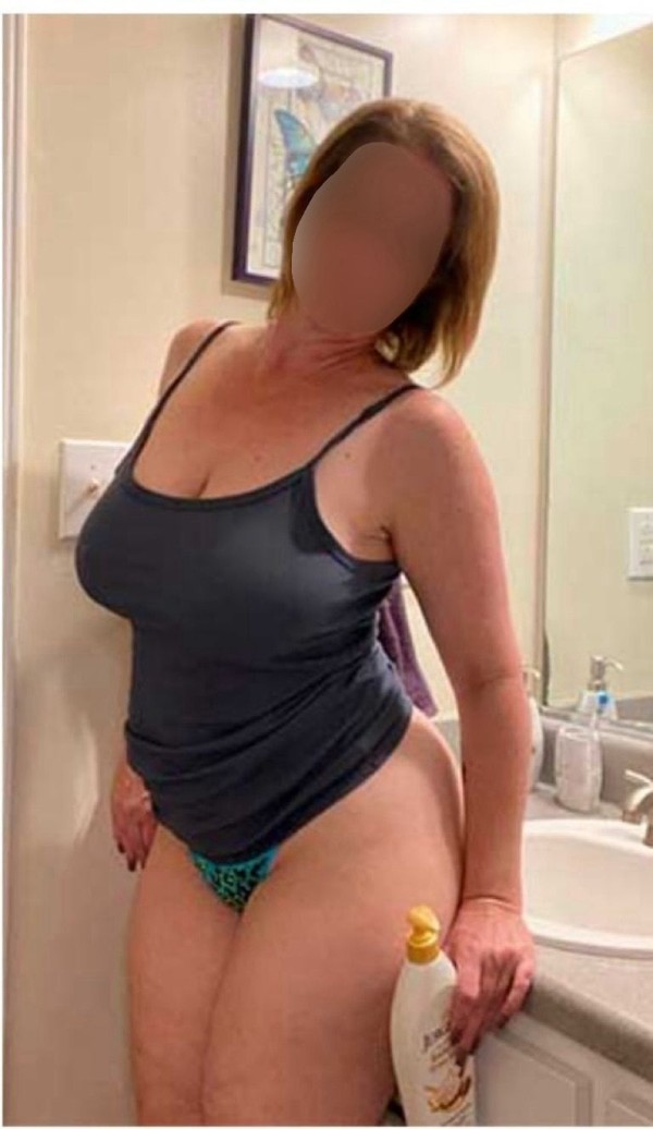 Amanda 35 años, Española, Juguetona y muy Sexy