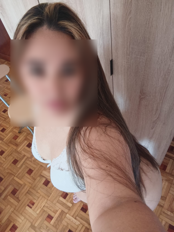 Bella morena maja un bombazo por pasarlo bien