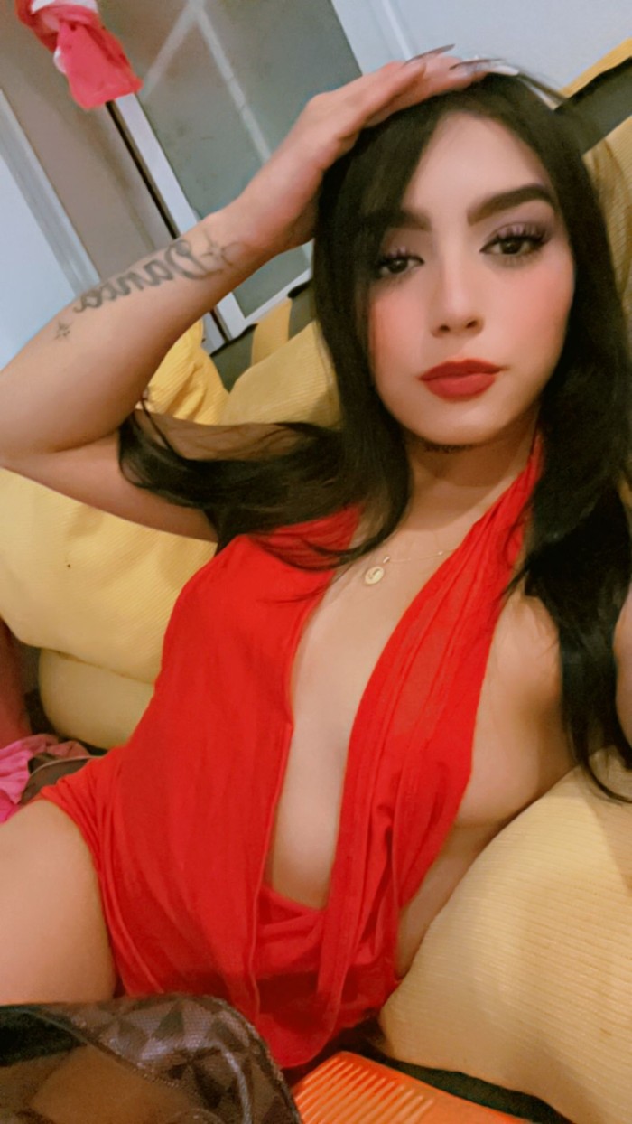 JOVENCITA NUEVA EN ESTE MUNDO 18 AÑITOS SEXO A TOP