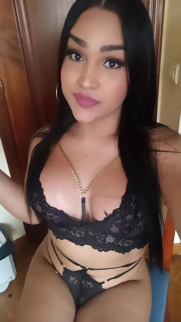 DE REGRESO MIS AMORES A OVIEDO TRANS FIESTERA Y DIVERTIDA MAJA