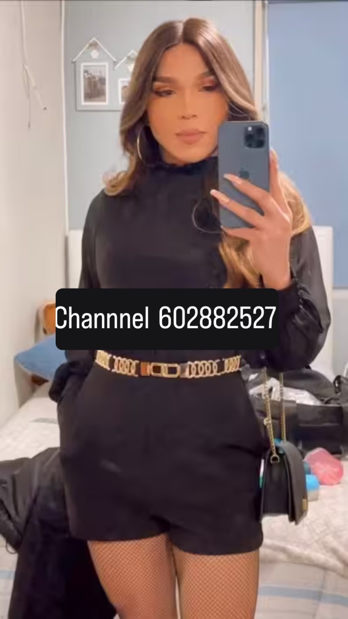 Novedad en Alicante sexy chica trans muy cachonda